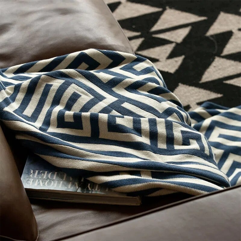 Luxurious Nordic Throw Blanket